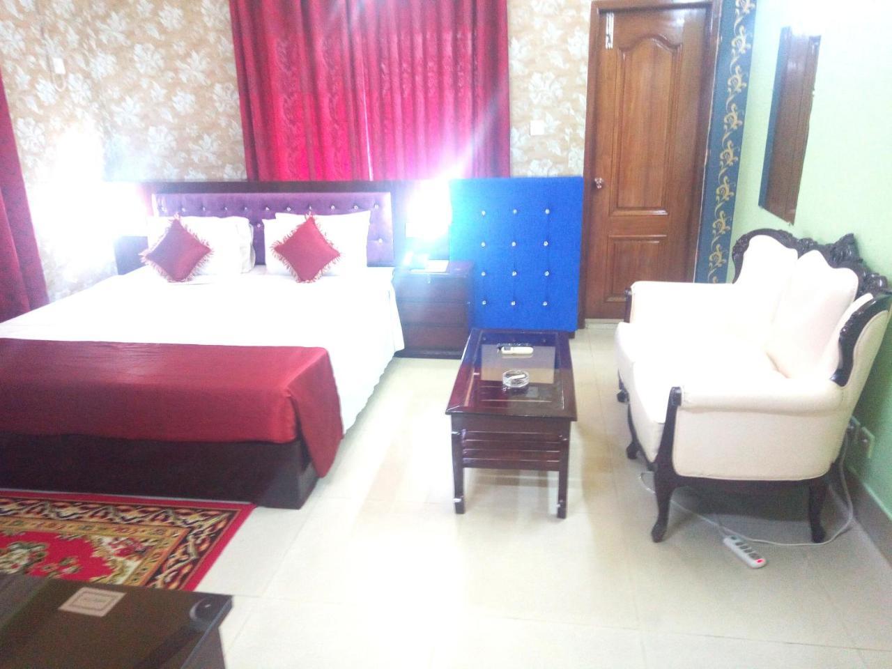 Hotel Lake View Plaza Dhaka Zewnętrze zdjęcie